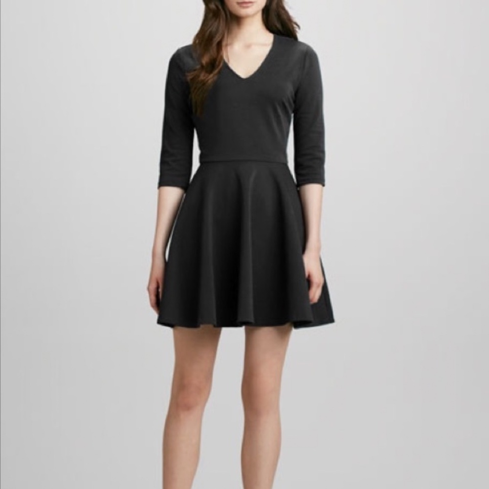 Diane Von Furstenberg DVF Jeanine classic little black dress